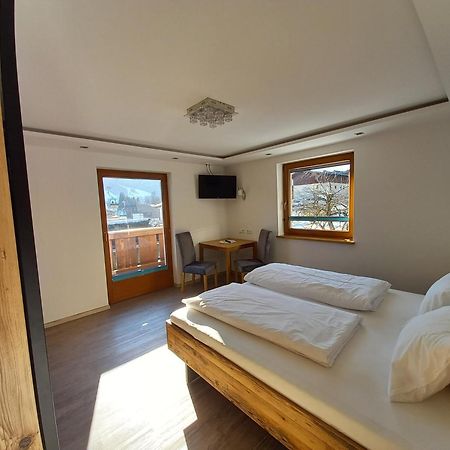 Haus Scharler, Talstation Hotel Neukirchen am Großvenediger Buitenkant foto